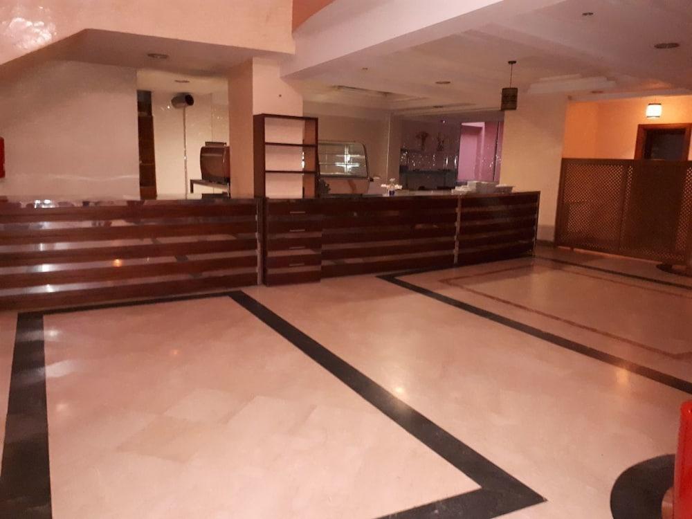 Hotel Amouday Casa Blanca