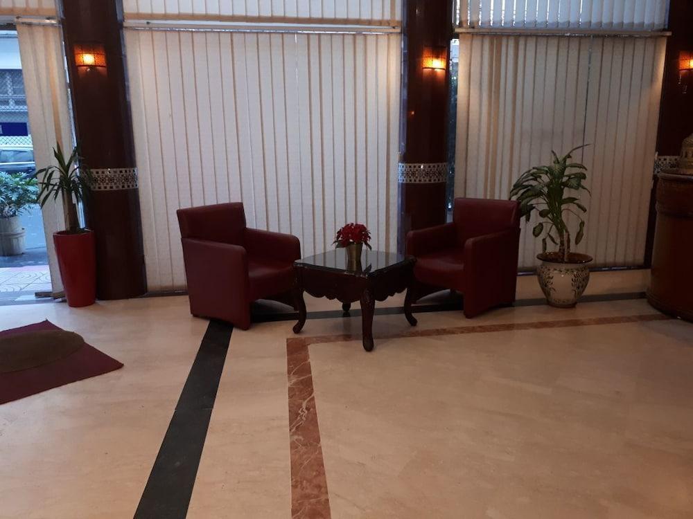 Amouday Hotel 3*