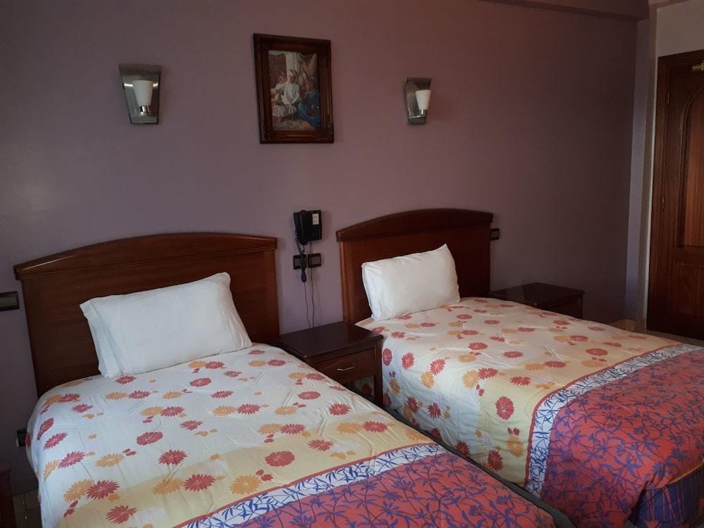 Amouday Hotel 3*