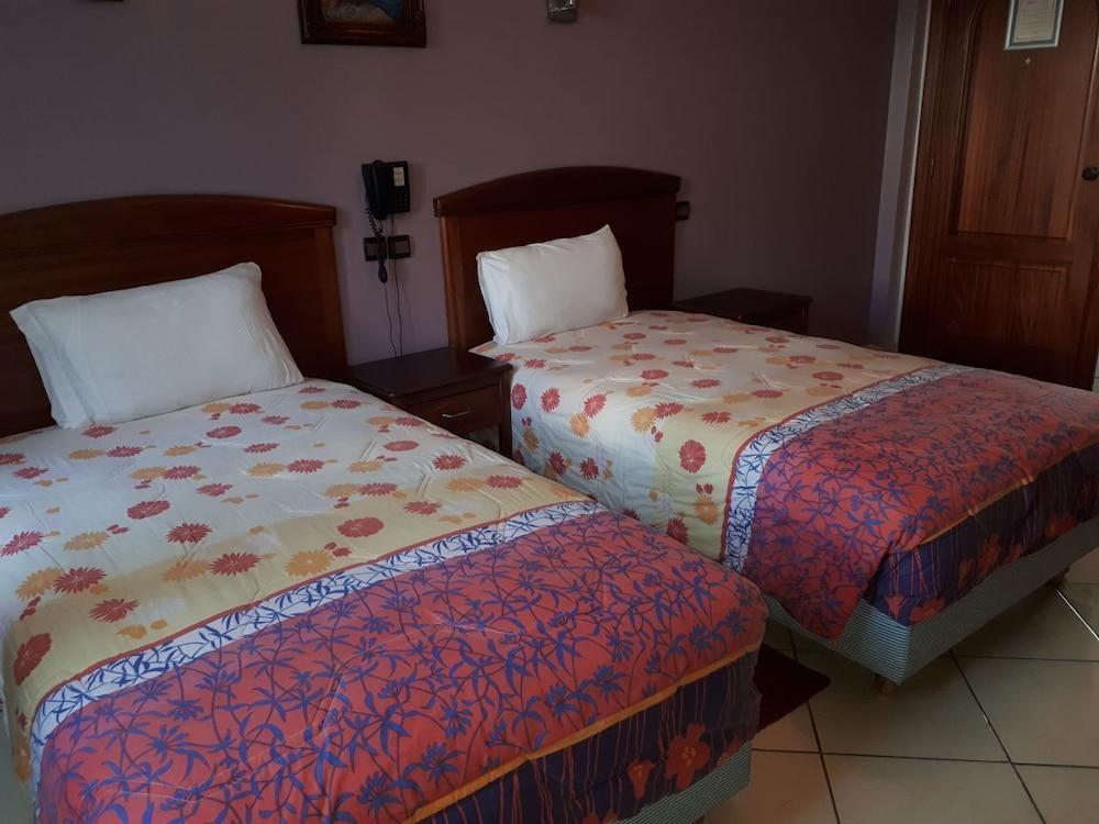 Amouday Hotel